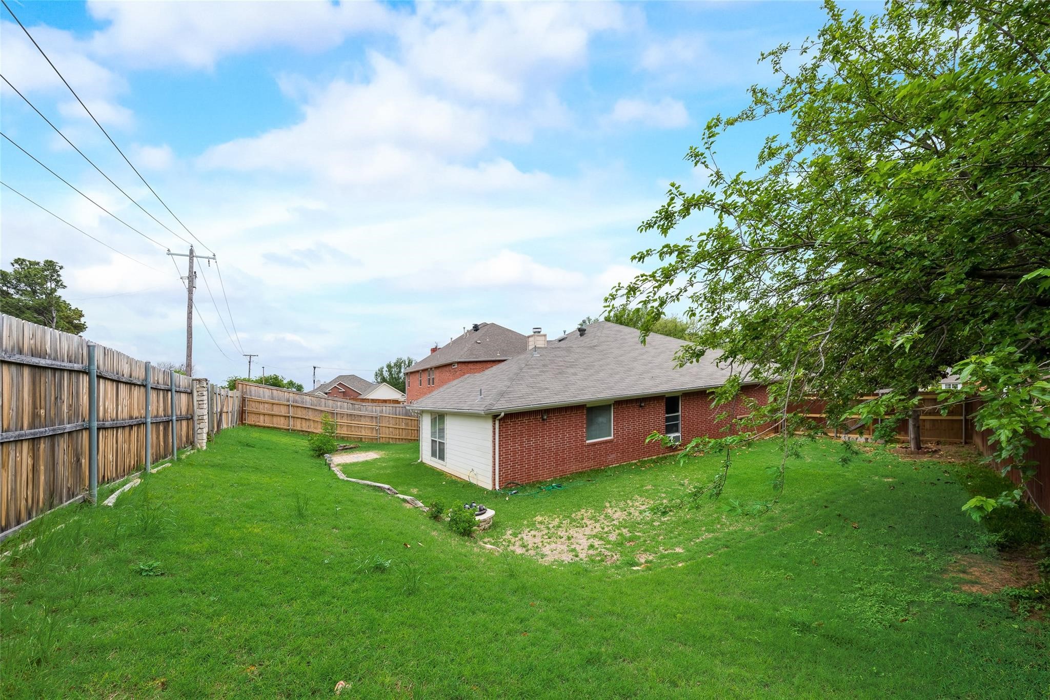 603 Pine Meadow Court Arlington TX 76012