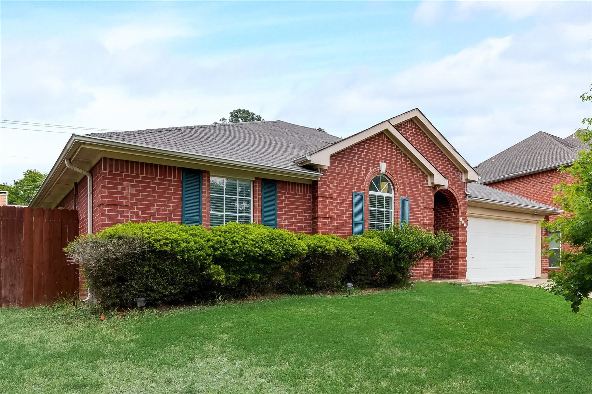 603 Pine Meadow Court Arlington TX 76012