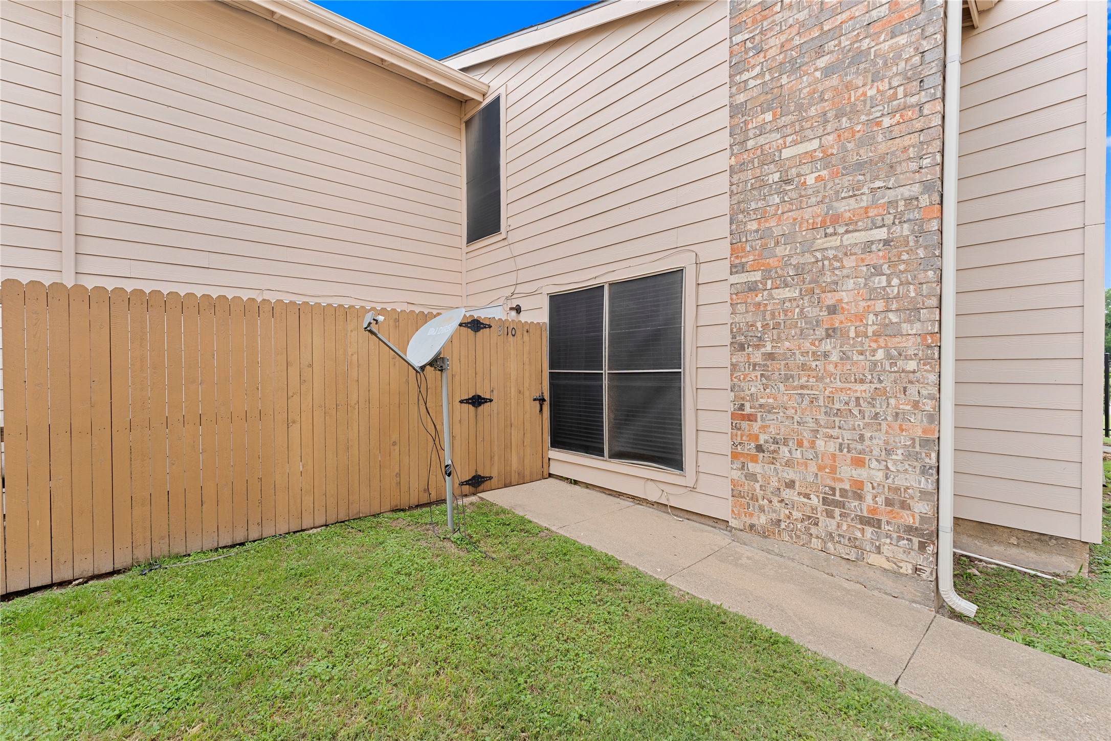 5516 Boca Raton Boulevard Fort Worth TX 76112