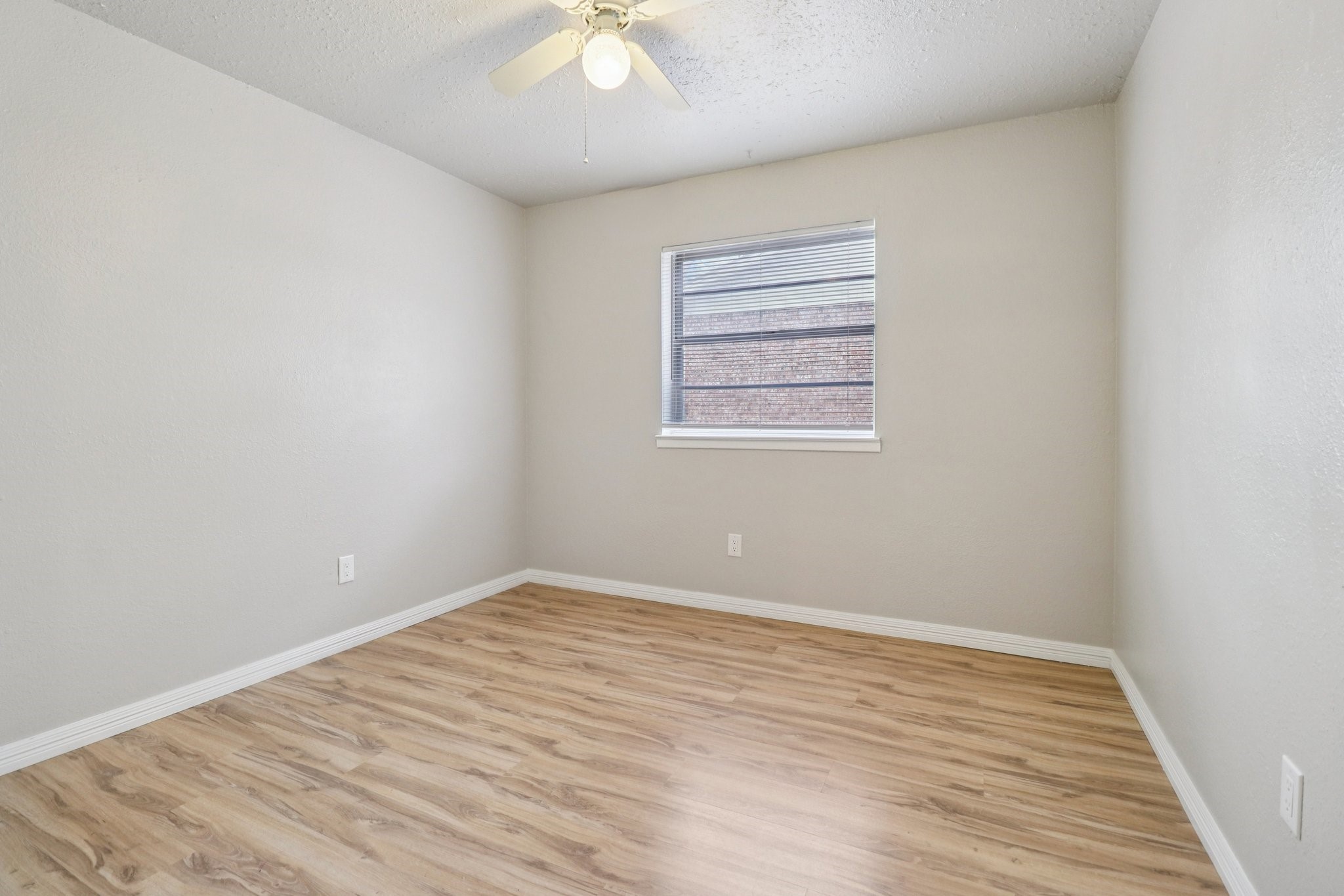 413 Glenhaven Drive Azle TX 76020