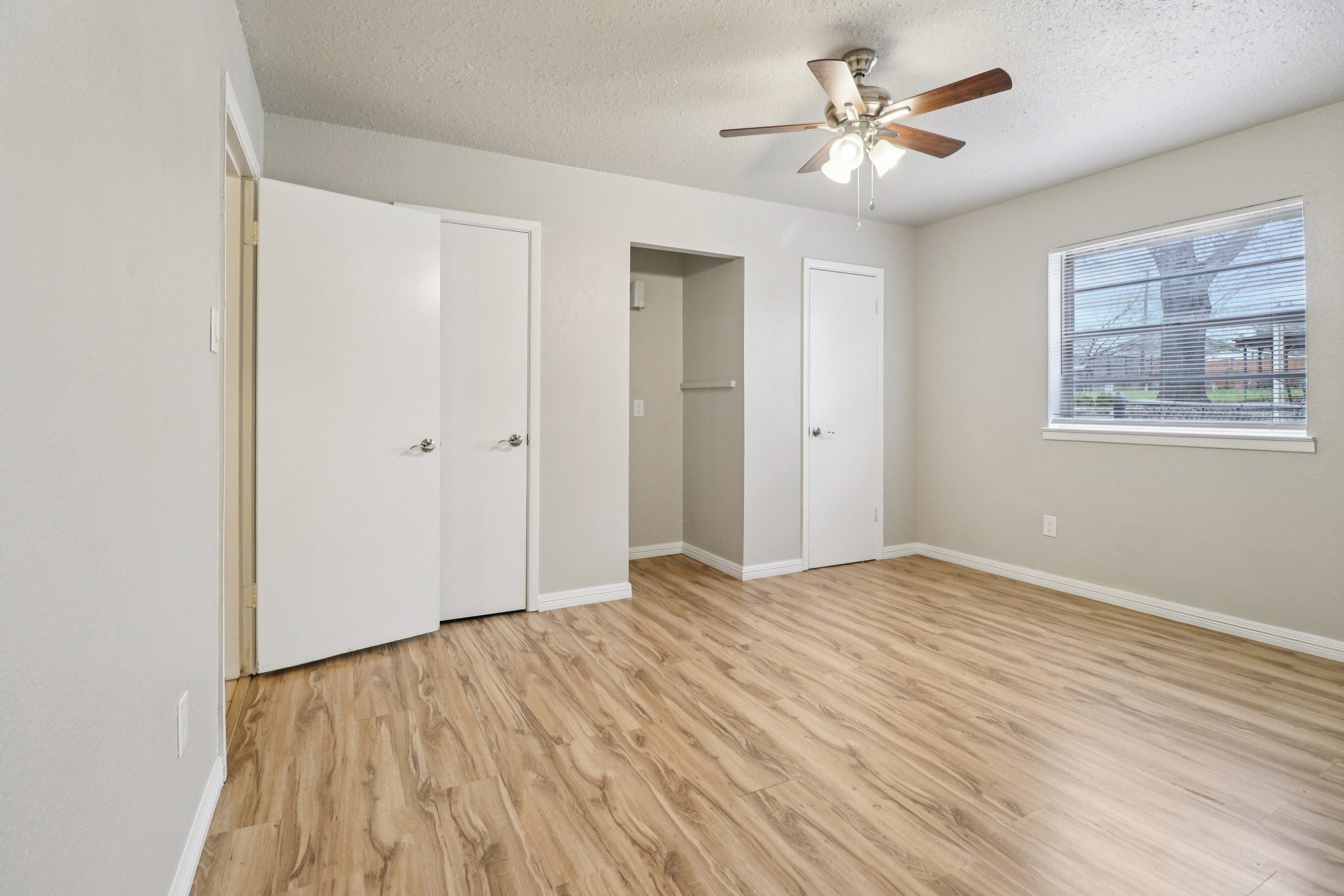 413 Glenhaven Drive Azle TX 76020