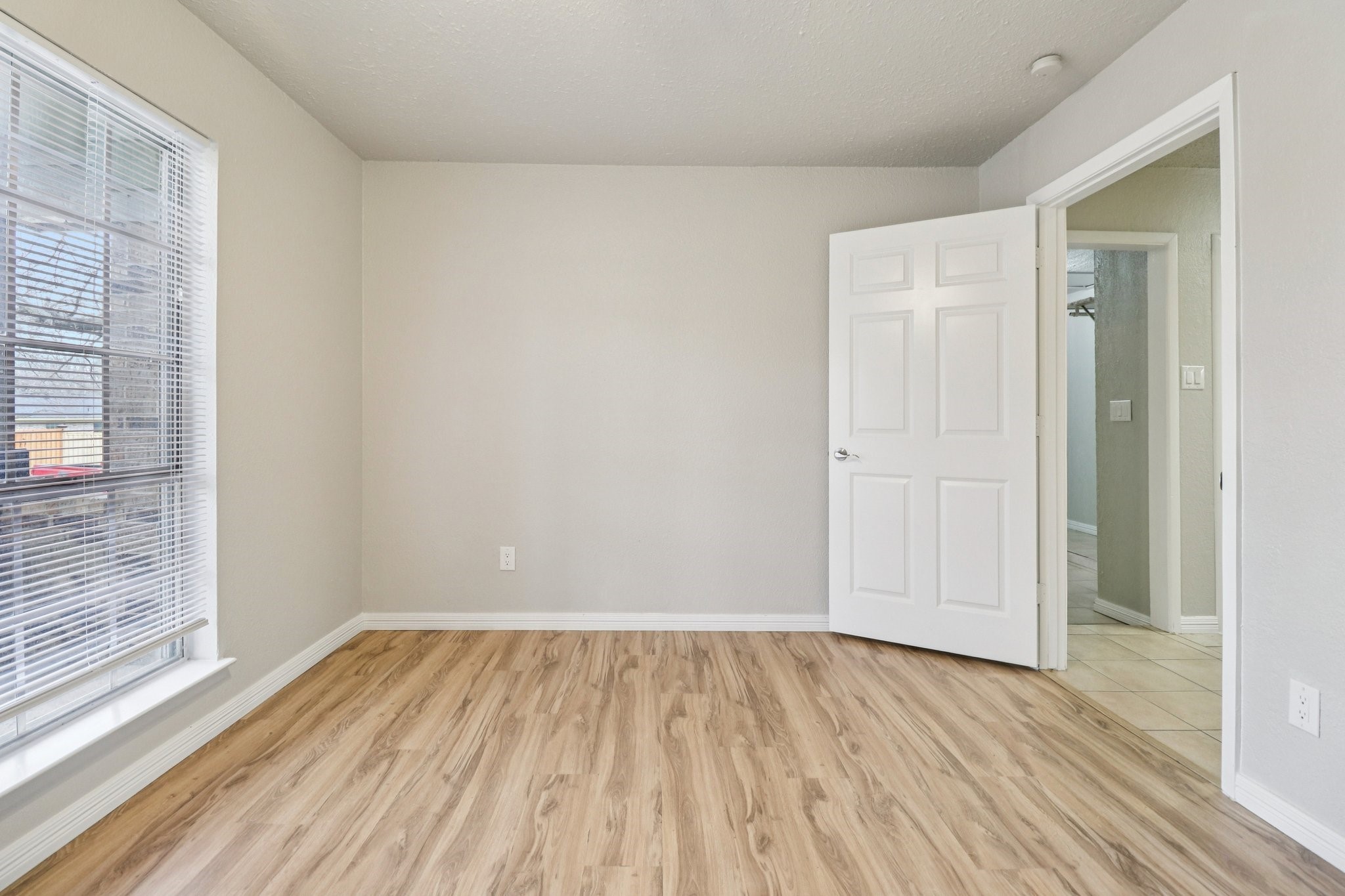 413 Glenhaven Drive Azle TX 76020