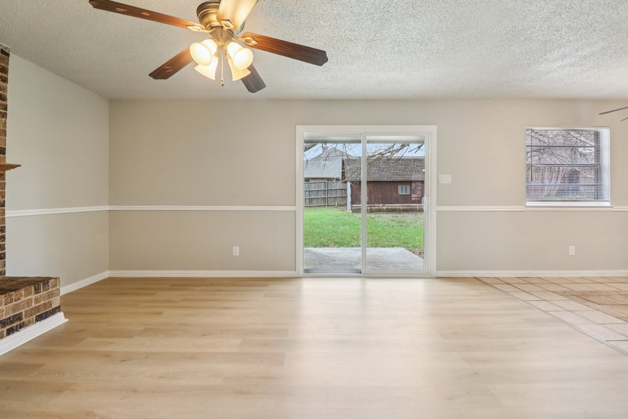 413 Glenhaven Drive Azle TX 76020