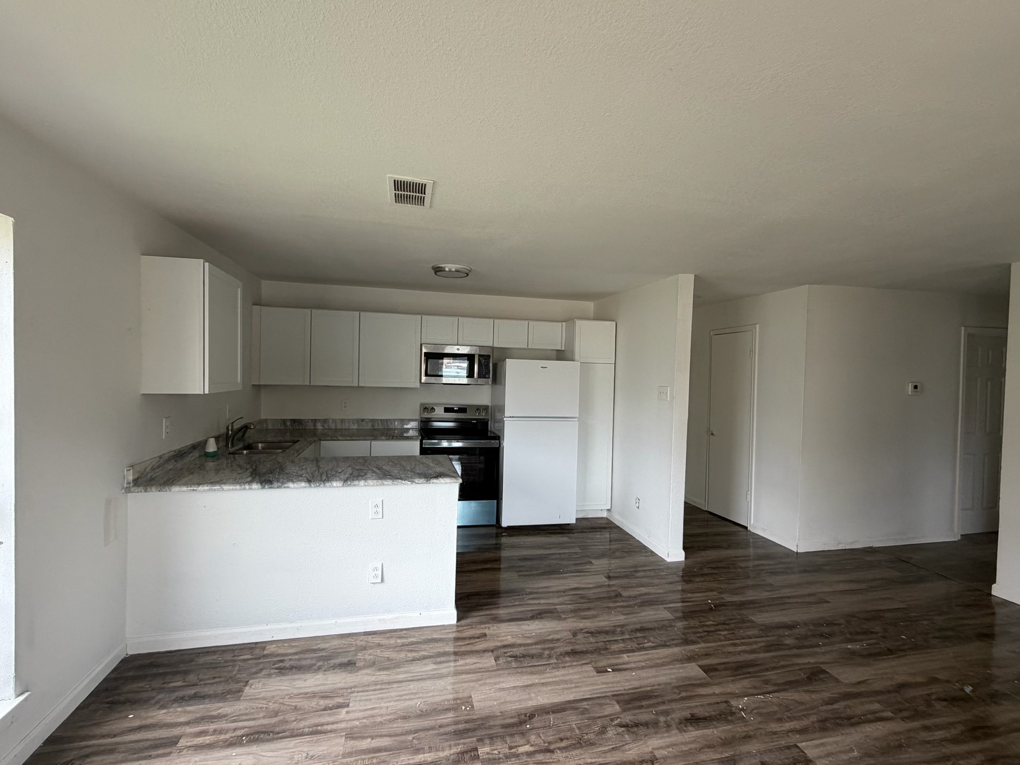 5901 Lake Hubbard Parkway Garland TX 75043