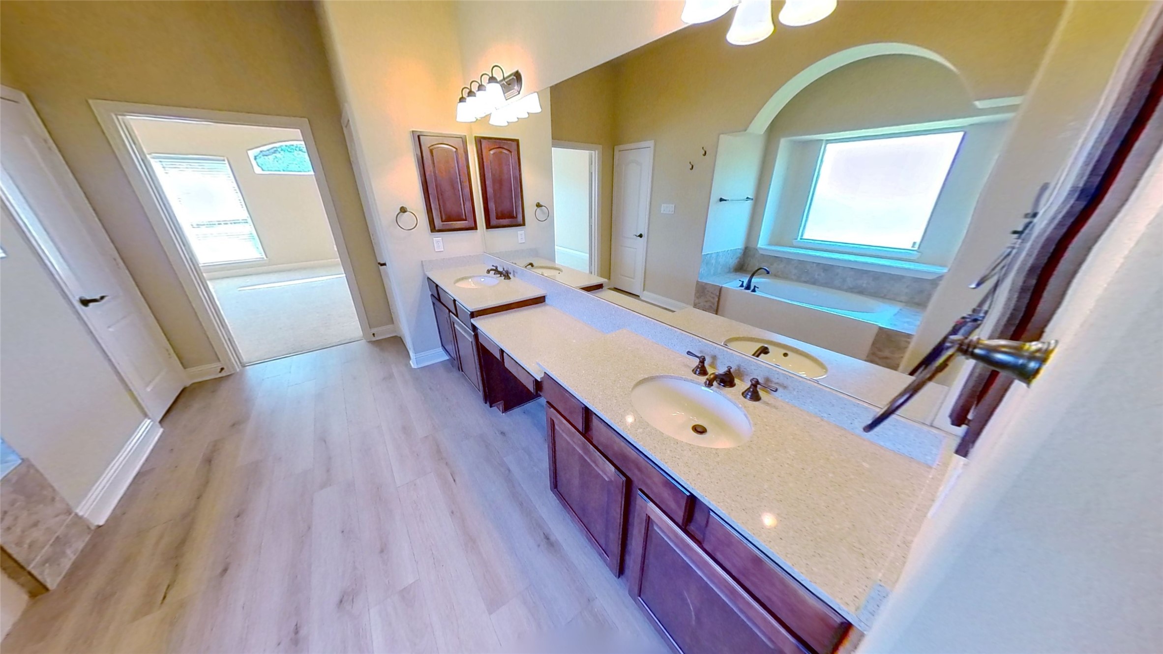 4504 Woodcrest Lane Mansfield TX 76063