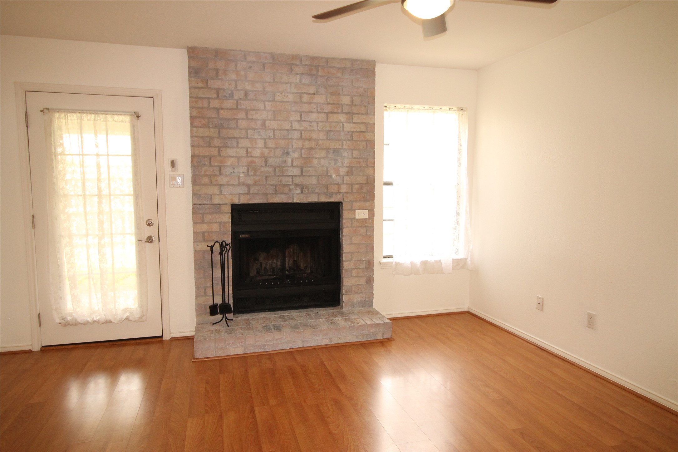 1714 Red Bud Lane Euless TX 76039