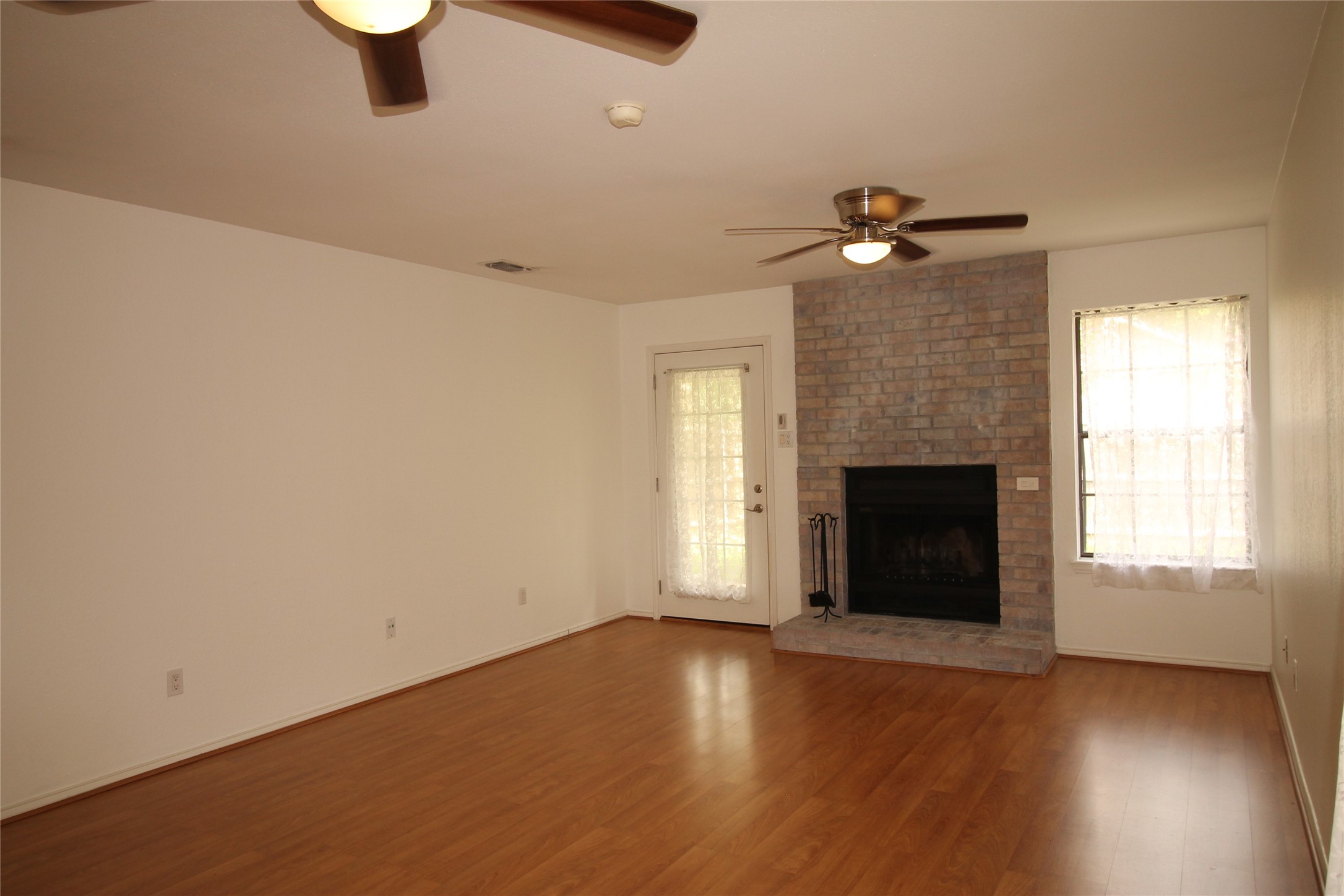 1714 Red Bud Lane Euless TX 76039