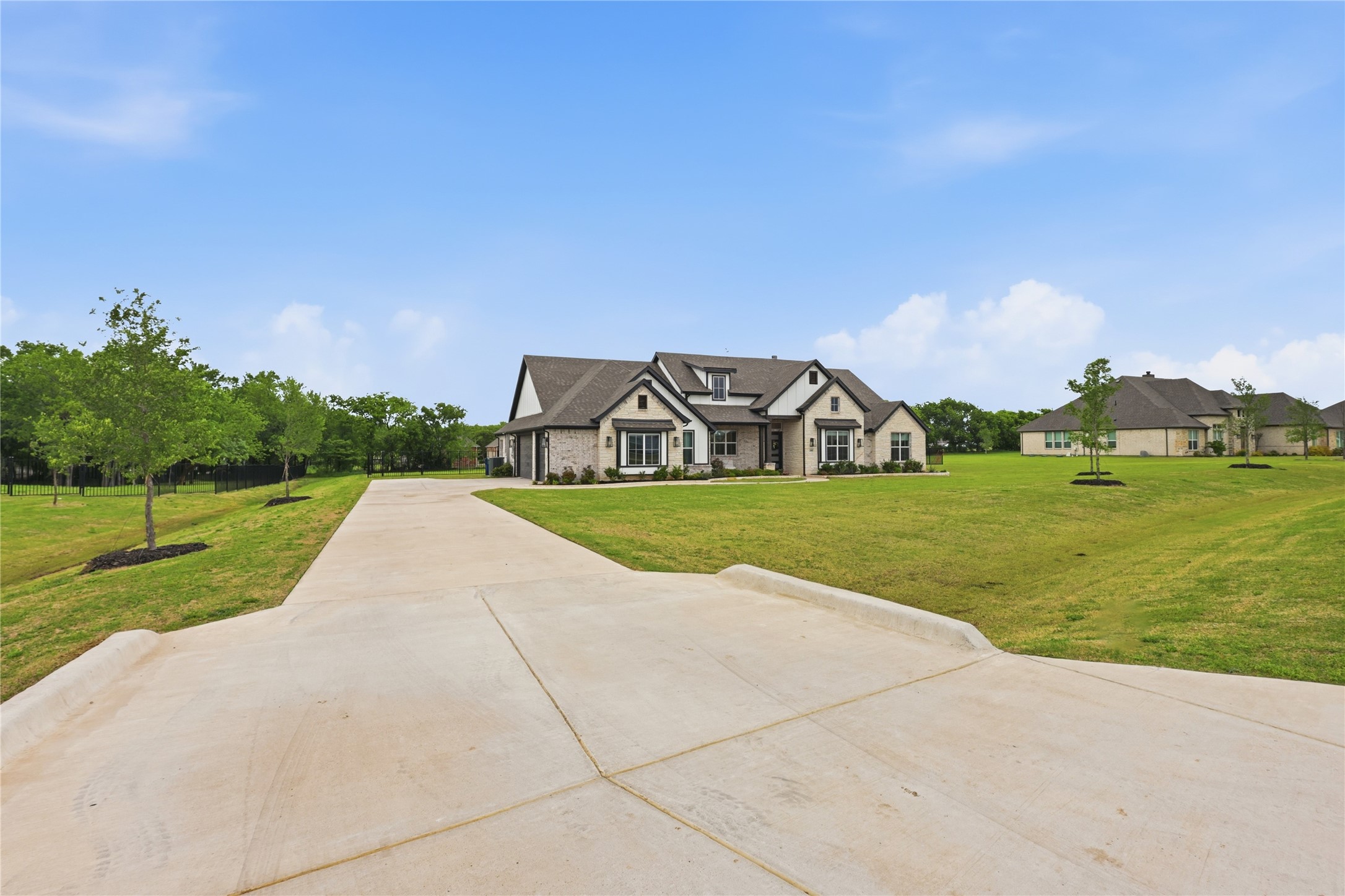 300 Waterview Drive Gunter TX 75058