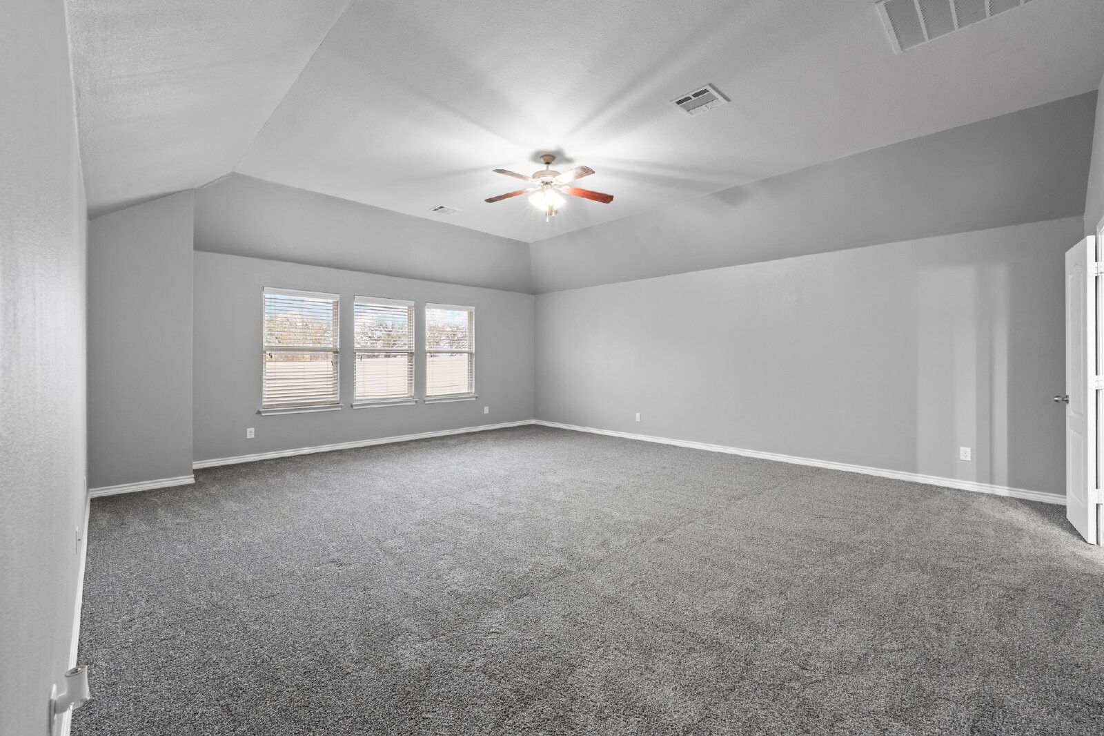 400 Hidden Lake Court Burleson TX 76028