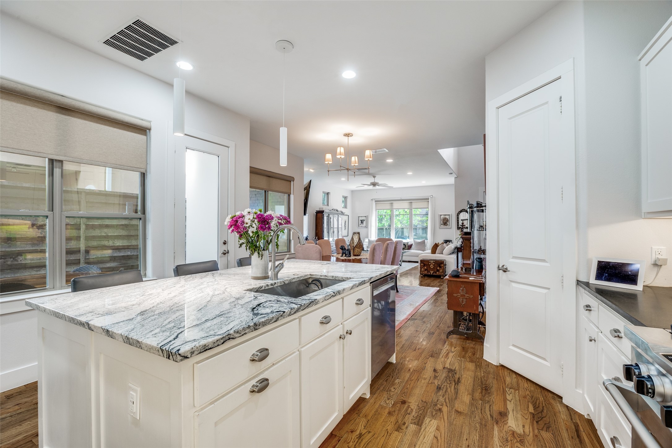 5611 Martel Avenue Dallas TX 75206