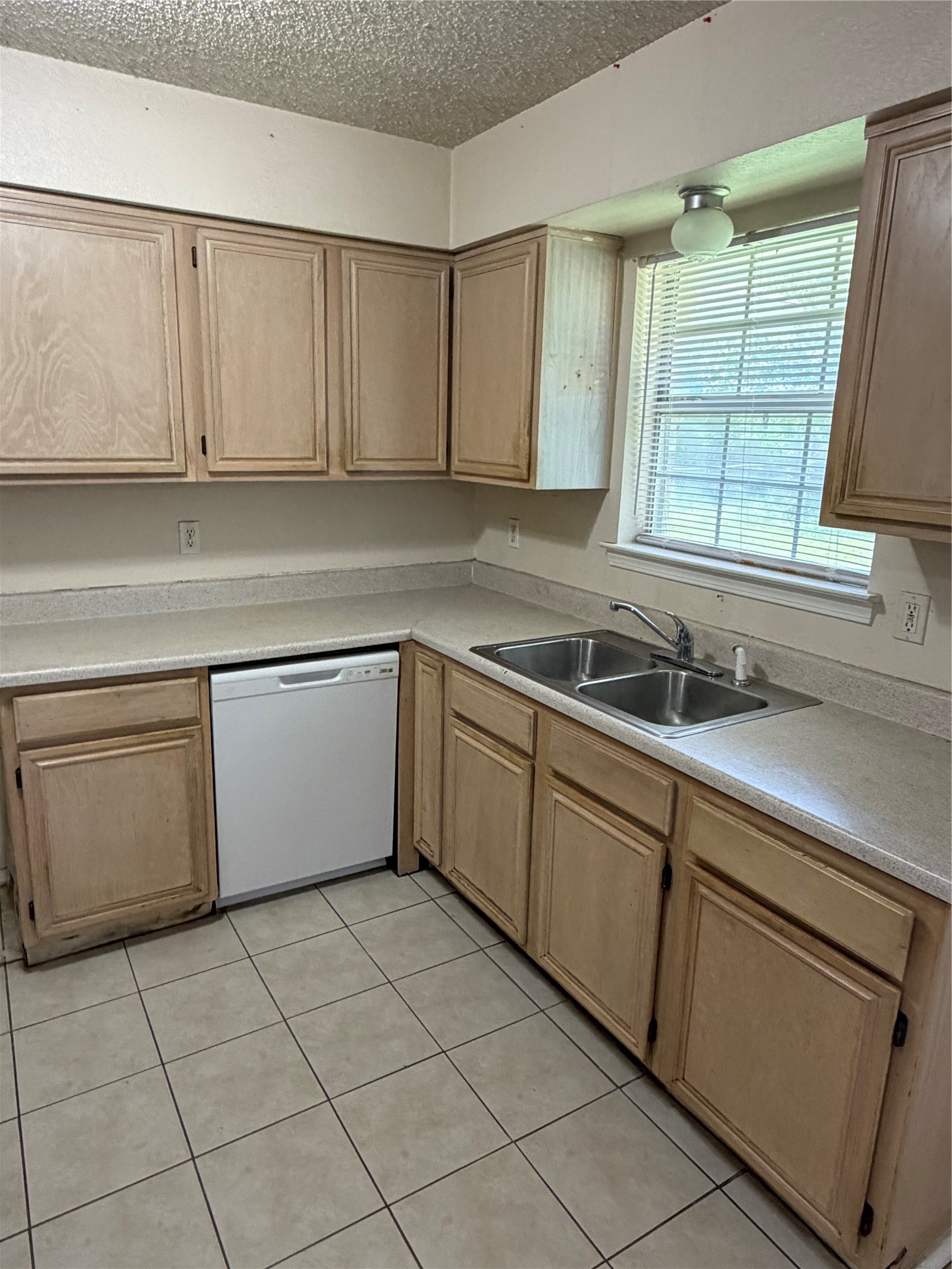 204 Fox Run Crandall TX 75114
