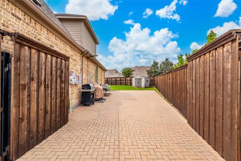 7600 Glenwick The Colony TX 75056