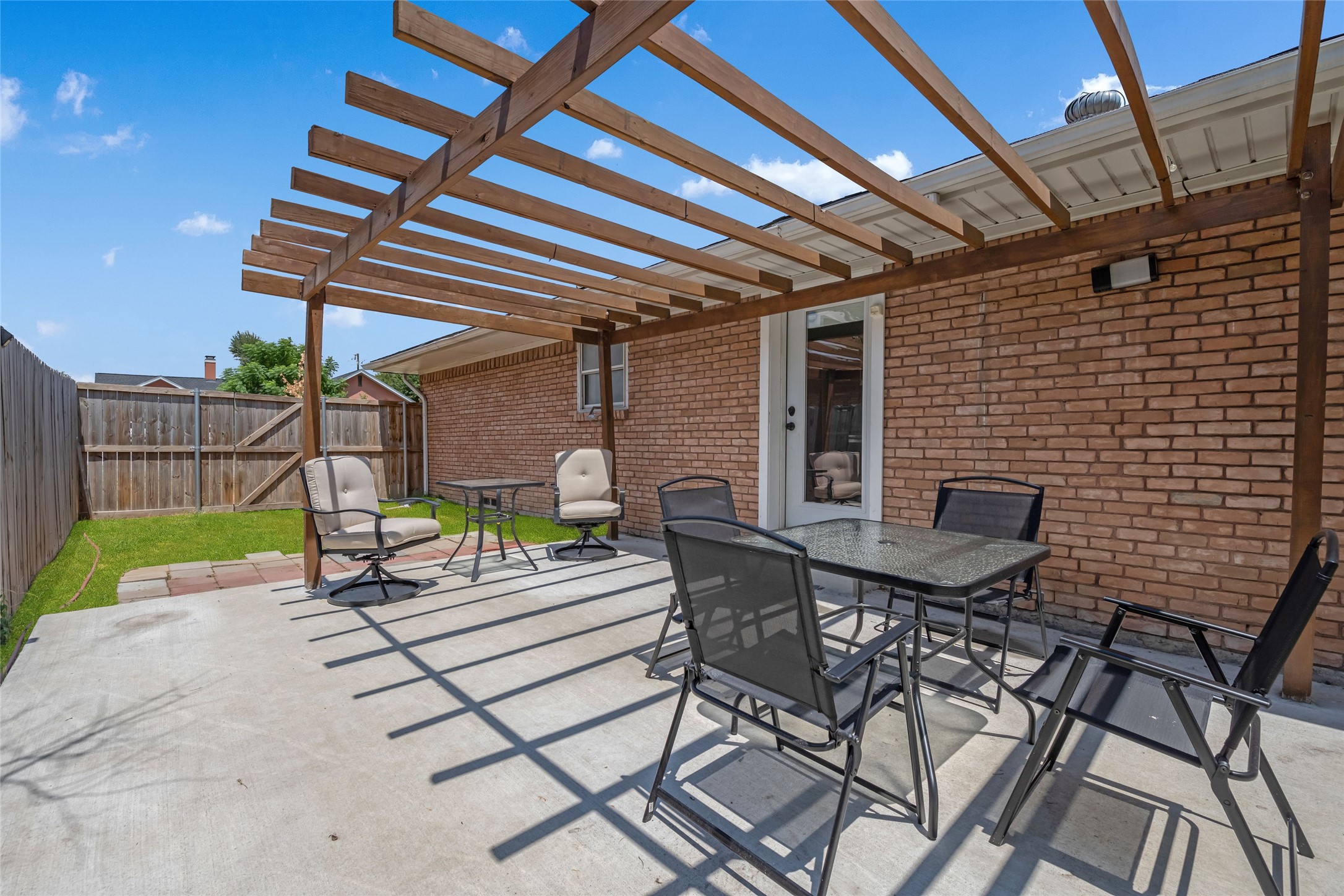 3364 Darvany Drive Dallas TX 75220