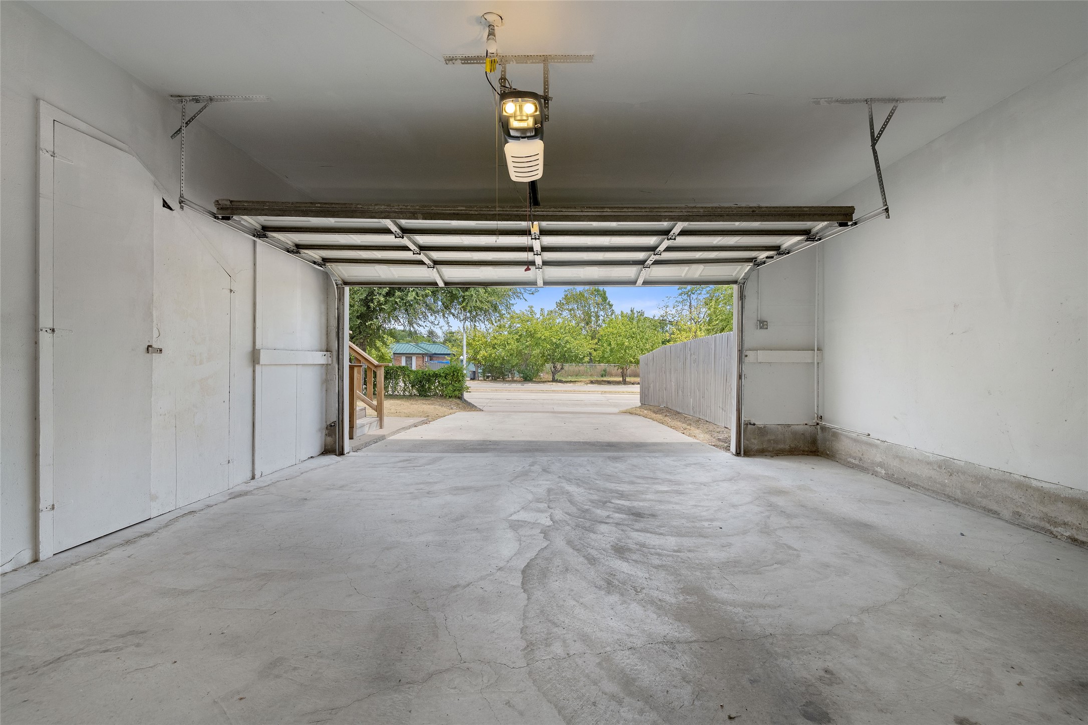 3364 Darvany Drive Dallas TX 75220