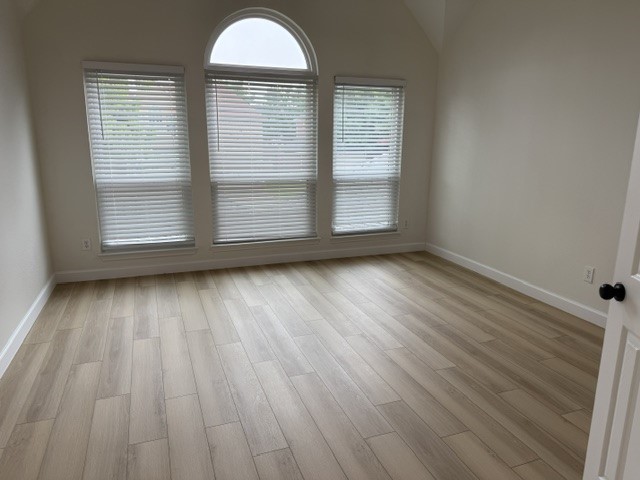 618 W Muirfield Road Garland TX 75044