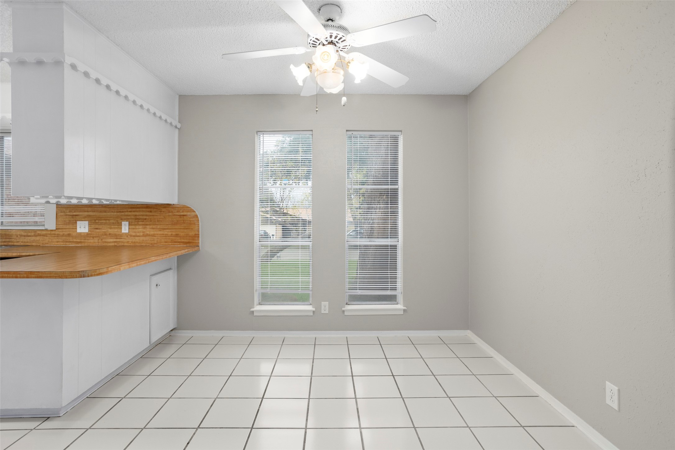 1024 Edgewood Trail Benbrook TX 76126