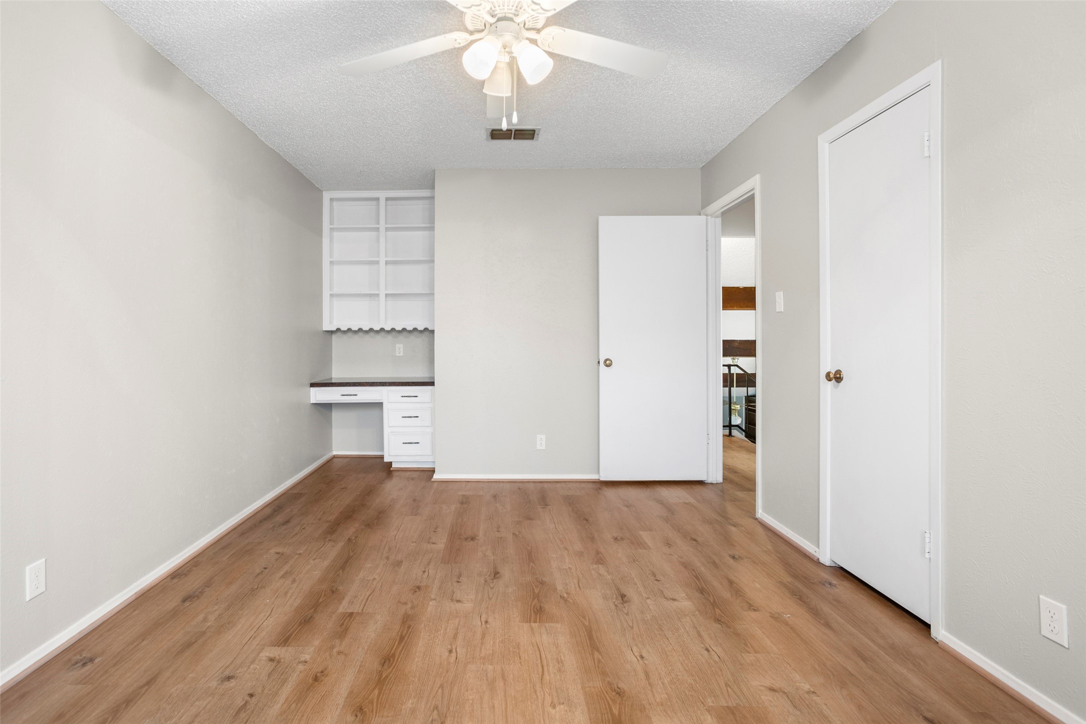 1024 Edgewood Trail Benbrook TX 76126