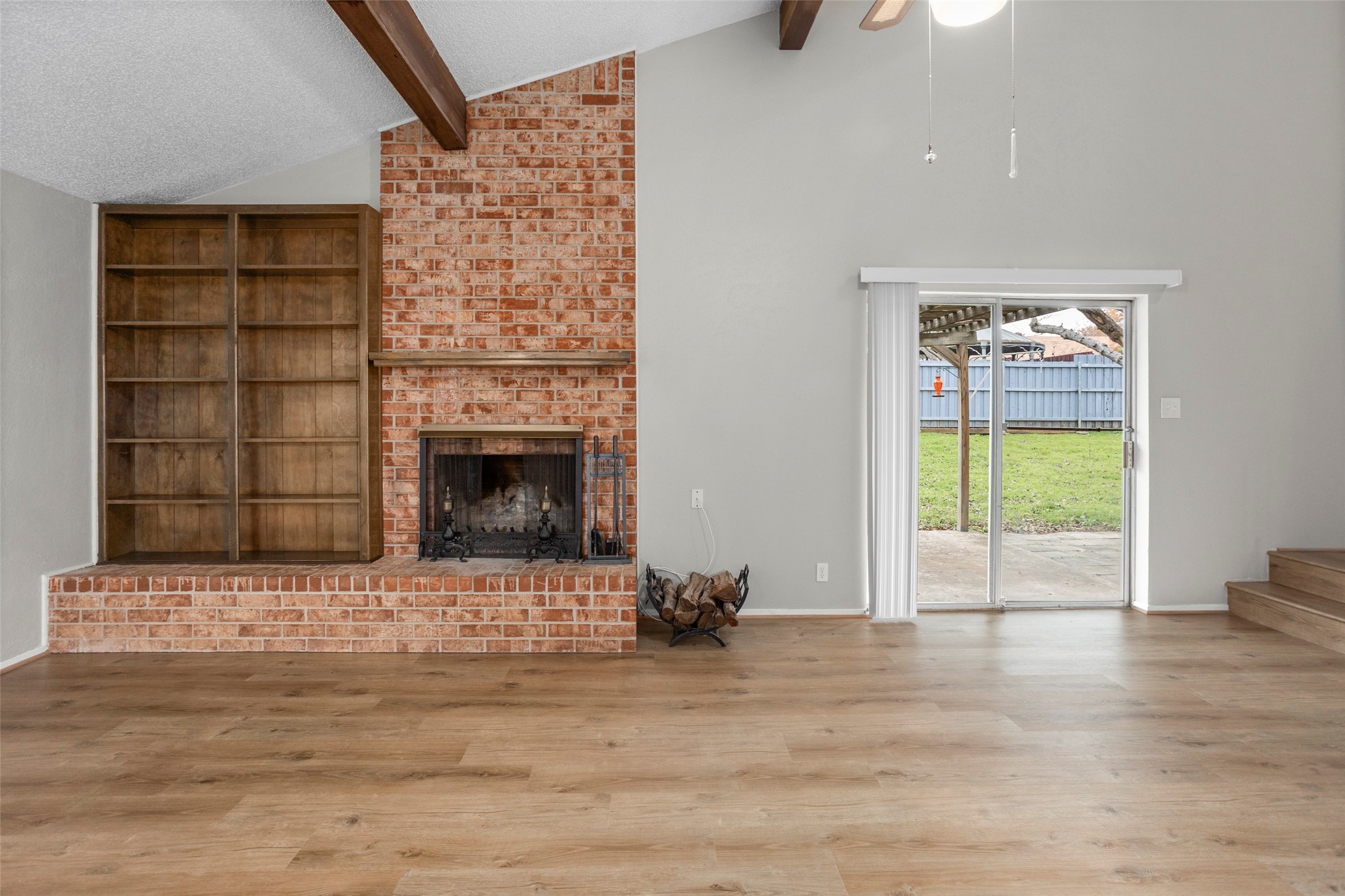 1024 Edgewood Trail Benbrook TX 76126