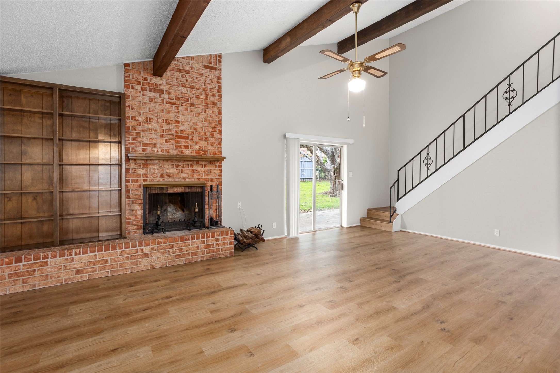 1024 Edgewood Trail Benbrook TX 76126