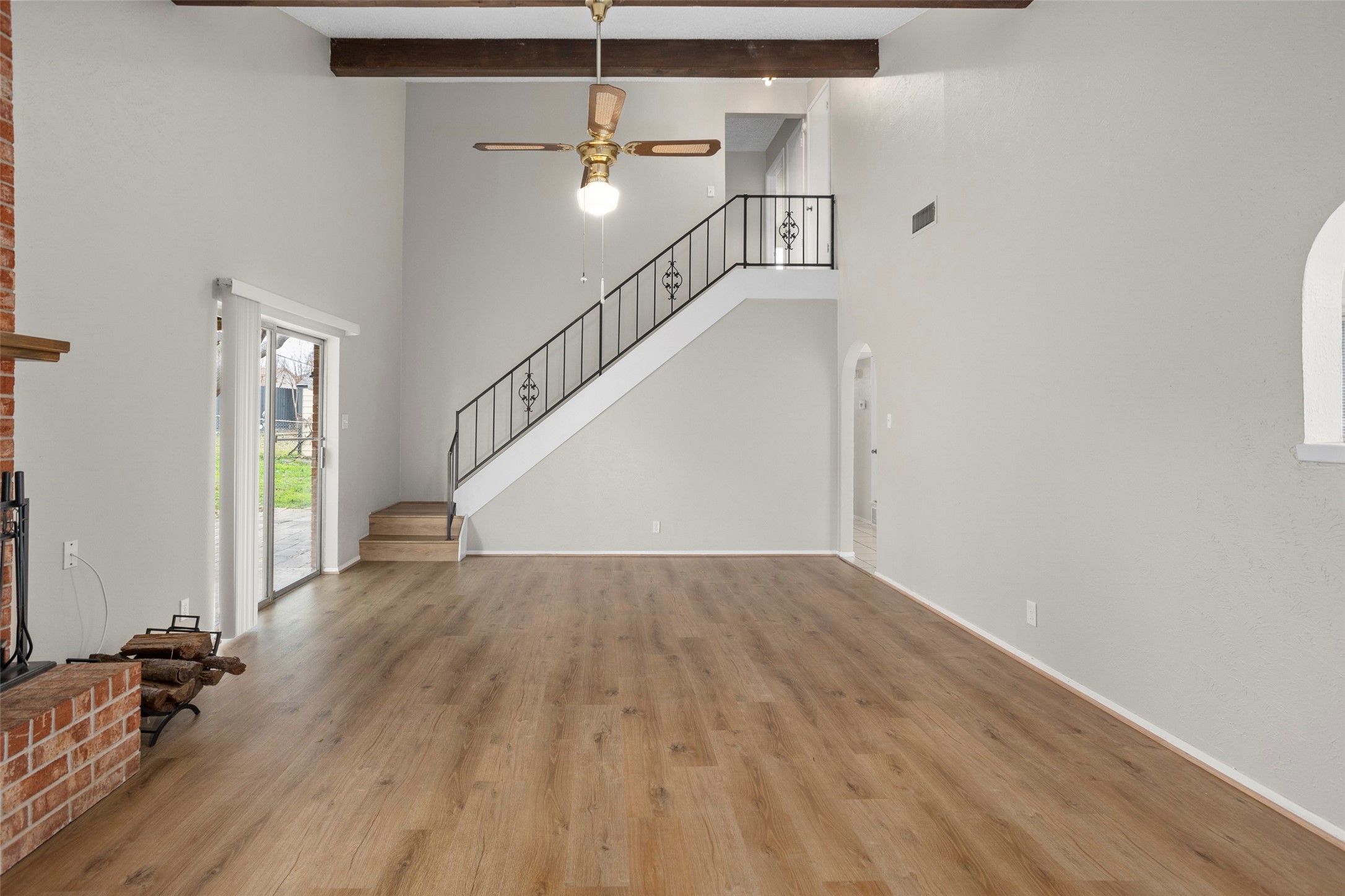 1024 Edgewood Trail Benbrook TX 76126