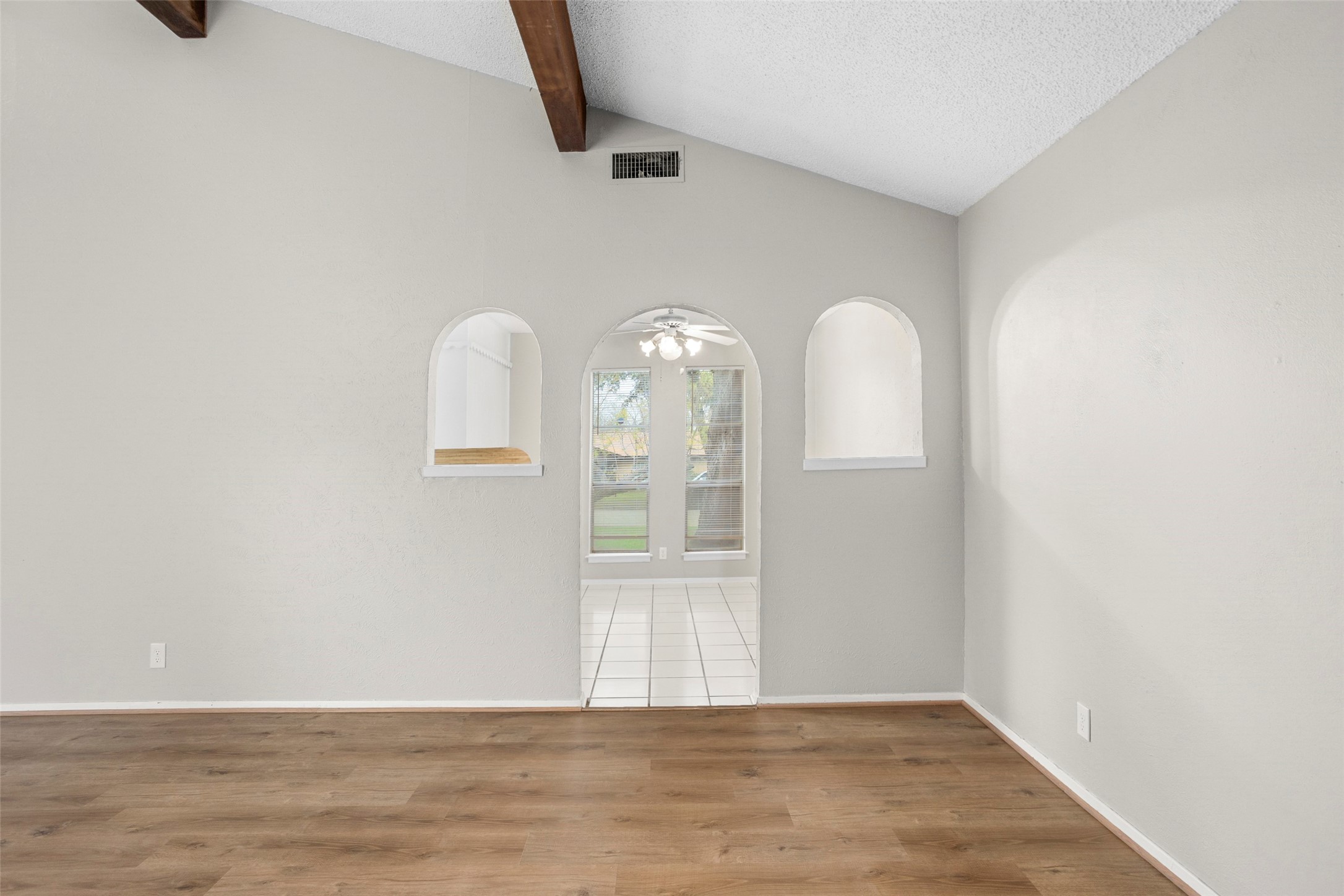1024 Edgewood Trail Benbrook TX 76126