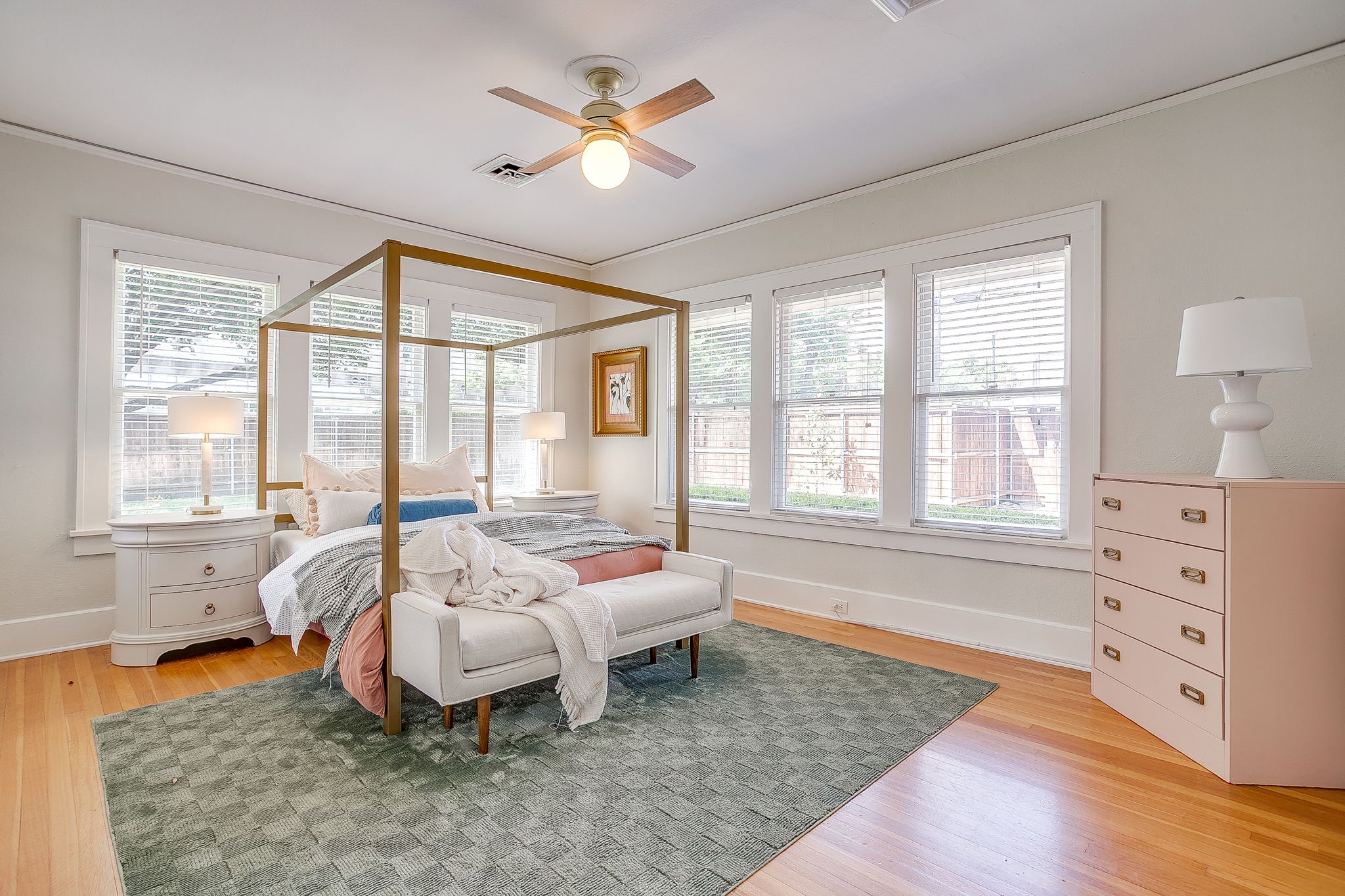 2718 Cockrell Avenue Fort Worth TX 76109