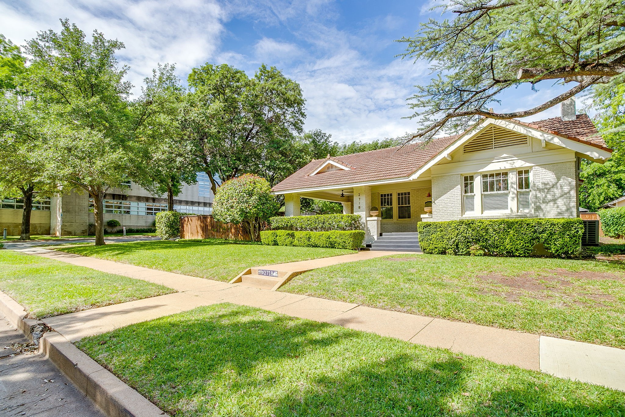 2718 Cockrell Avenue Fort Worth TX 76109