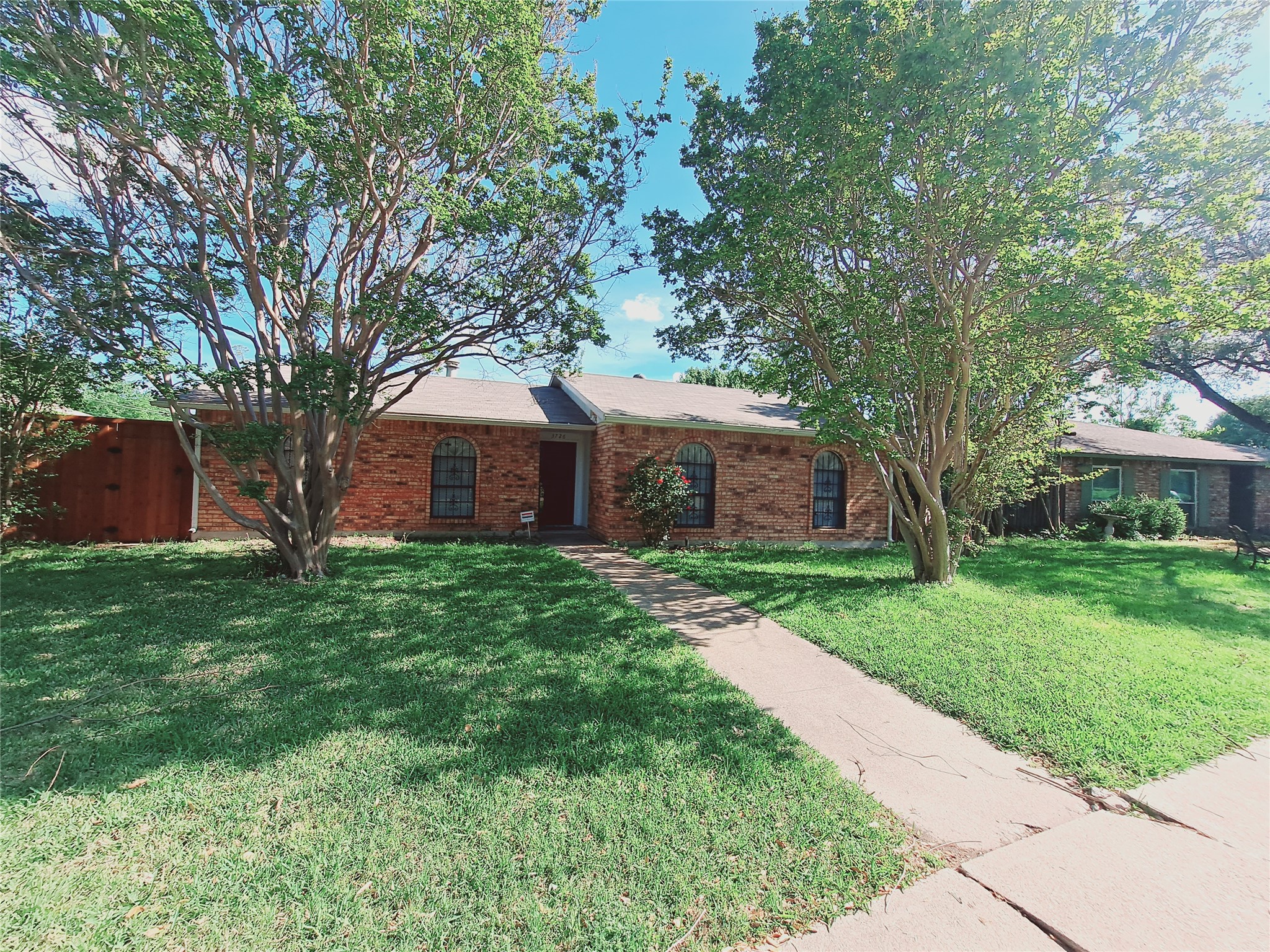3726 Red Oak Drive Garland TX 75043