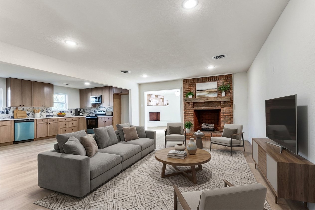 704 Turner Boulevard Grand Prairie TX 75050