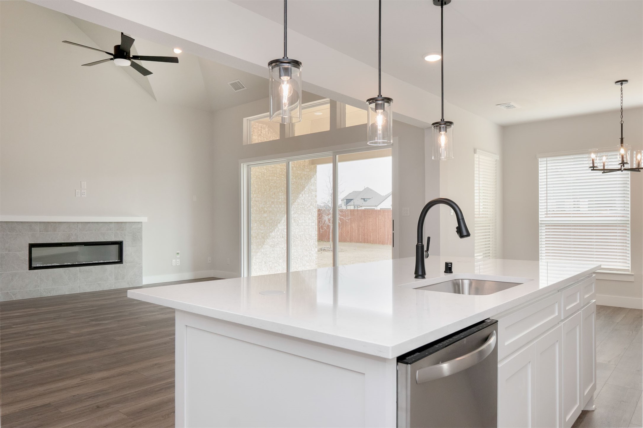1609 Whisperwood Way Midlothian TX 76065