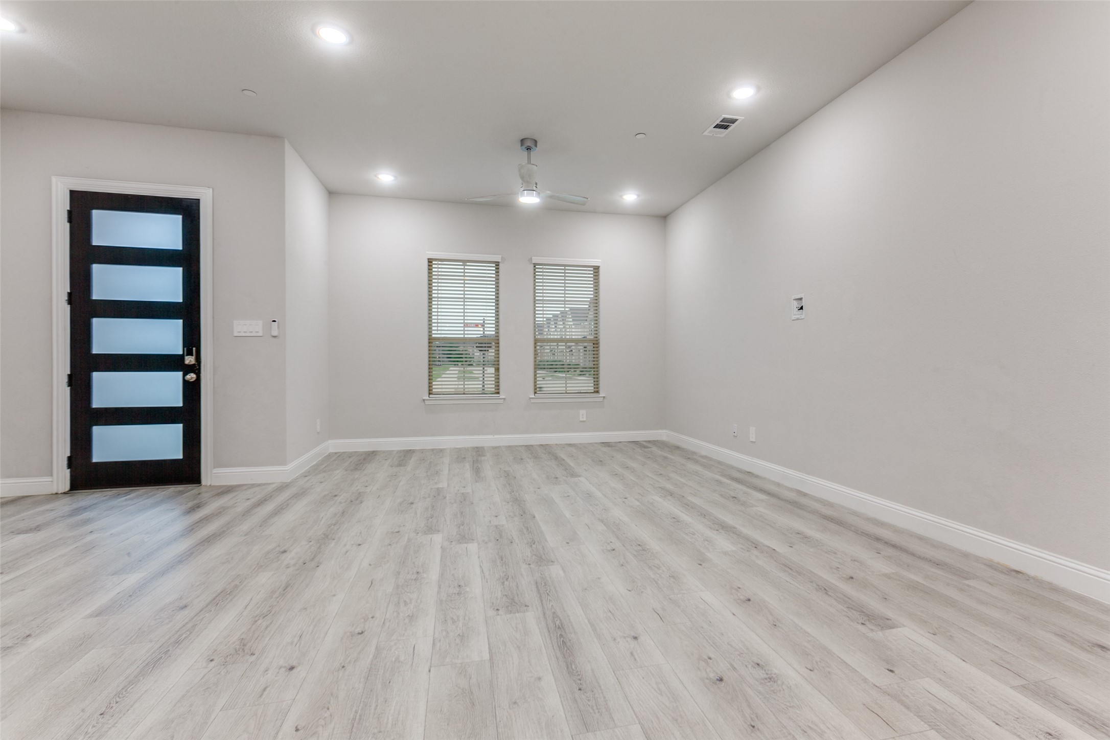 1888 Strand Street Farmers Branch TX 75234