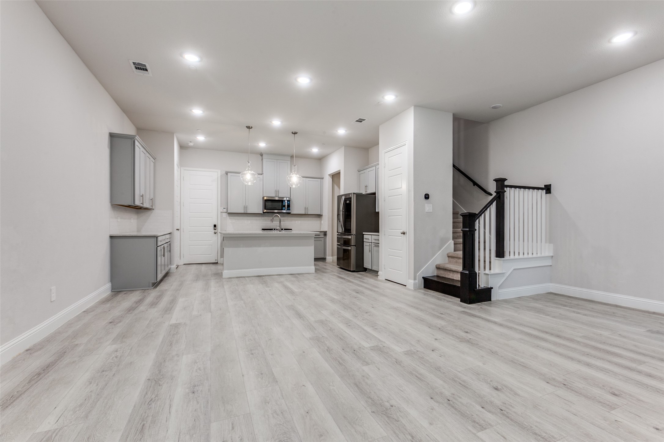 1888 Strand Street Farmers Branch TX 75234