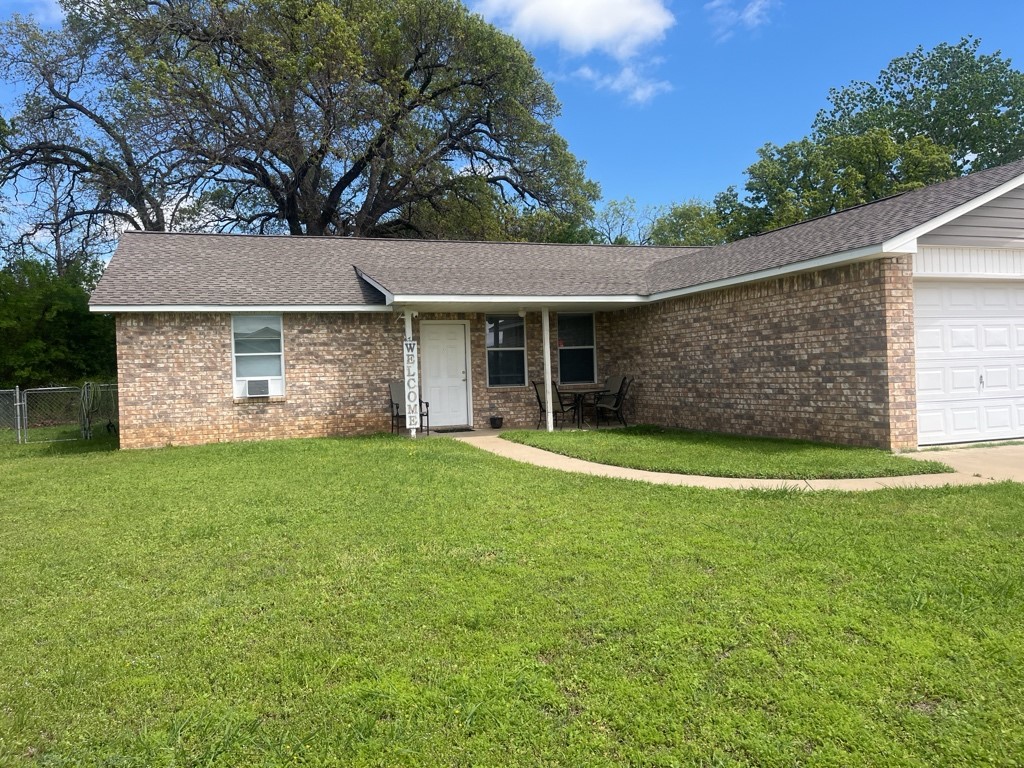 208 Bobbie Ann Court Granbury TX 76049