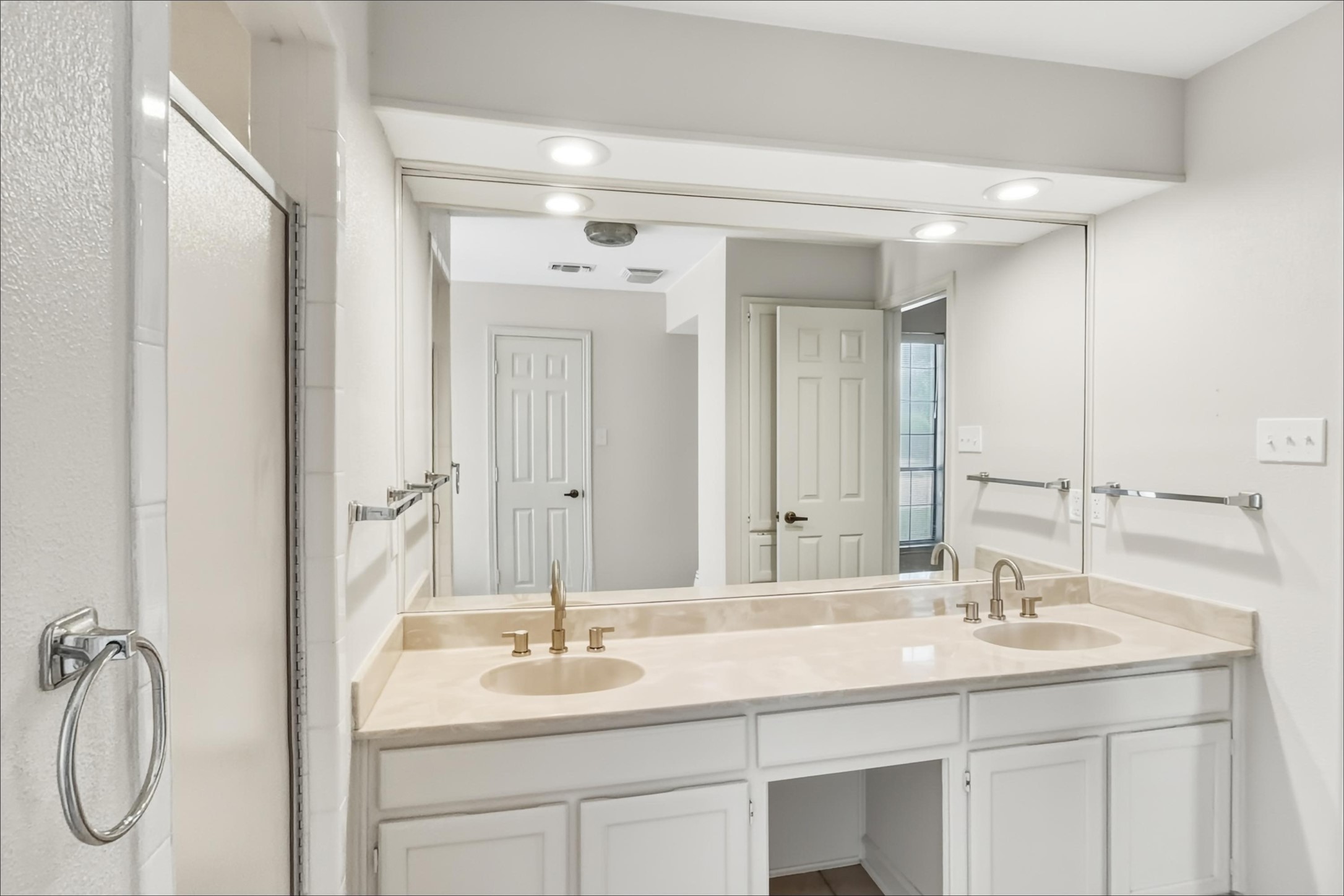 5407 Ledgestone Drive Fort Worth TX 76132