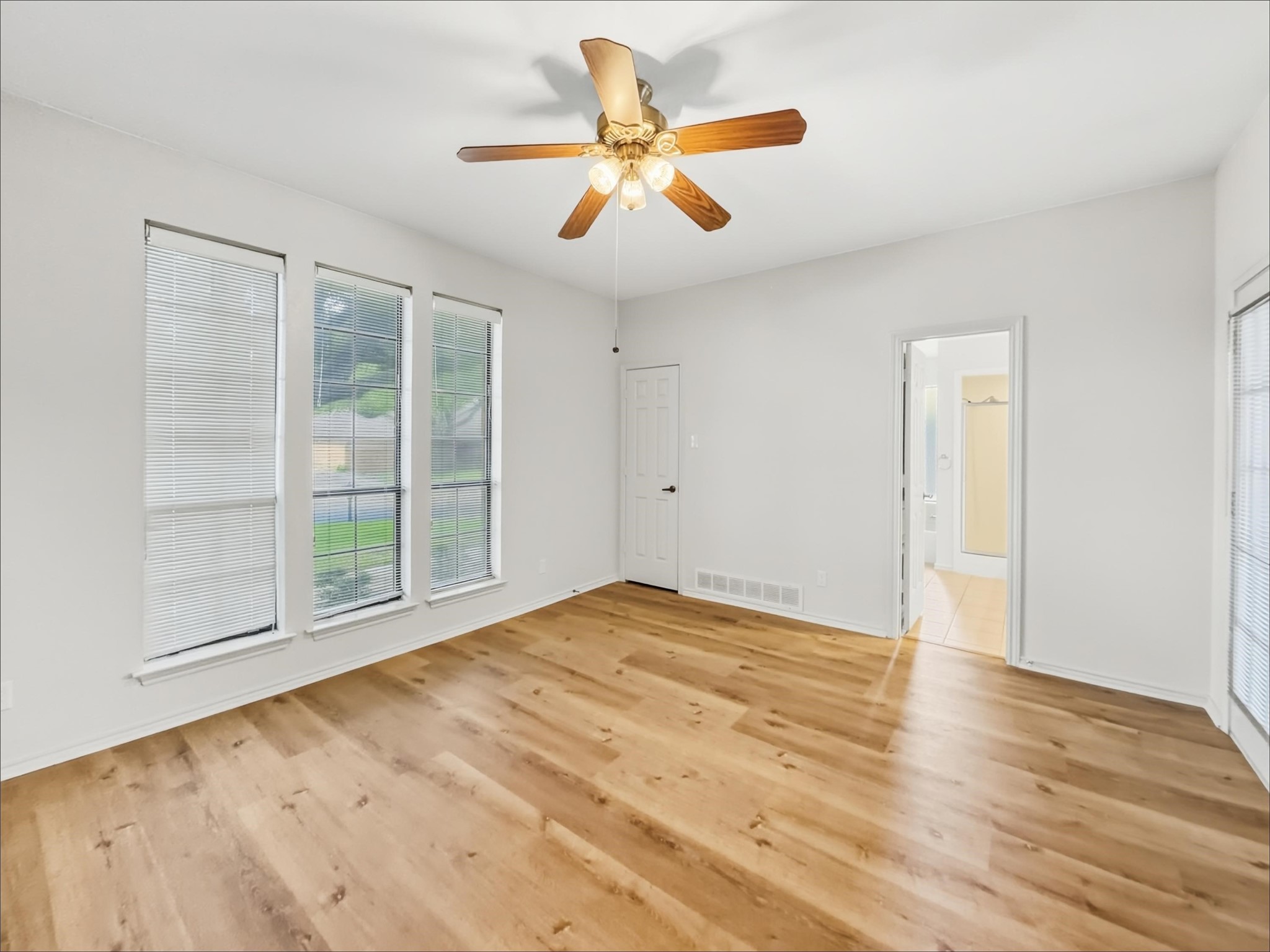 5407 Ledgestone Drive Fort Worth TX 76132