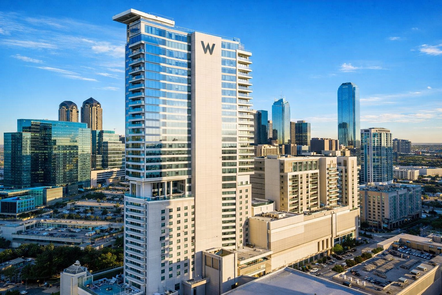 2408 Victory Park Lane Dallas TX 75219