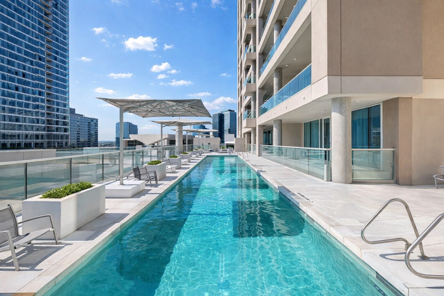 2408 Victory Park Lane Dallas TX 75219
