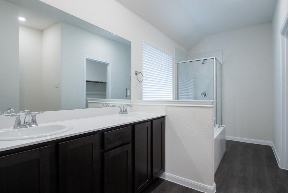3936 Oak Creek Circle Denison TX 75020
