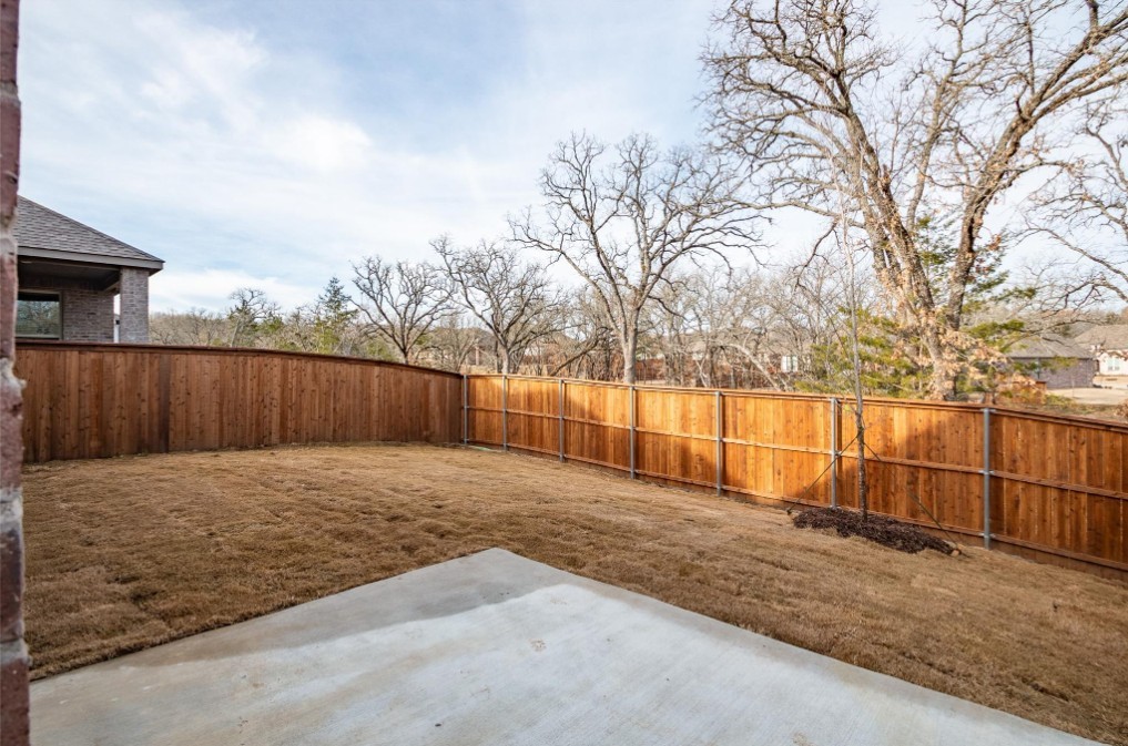 3936 Oak Creek Circle Denison TX 75020