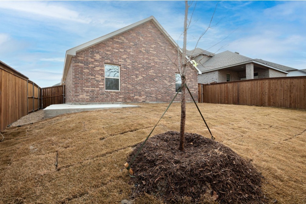 3936 Oak Creek Circle Denison TX 75020