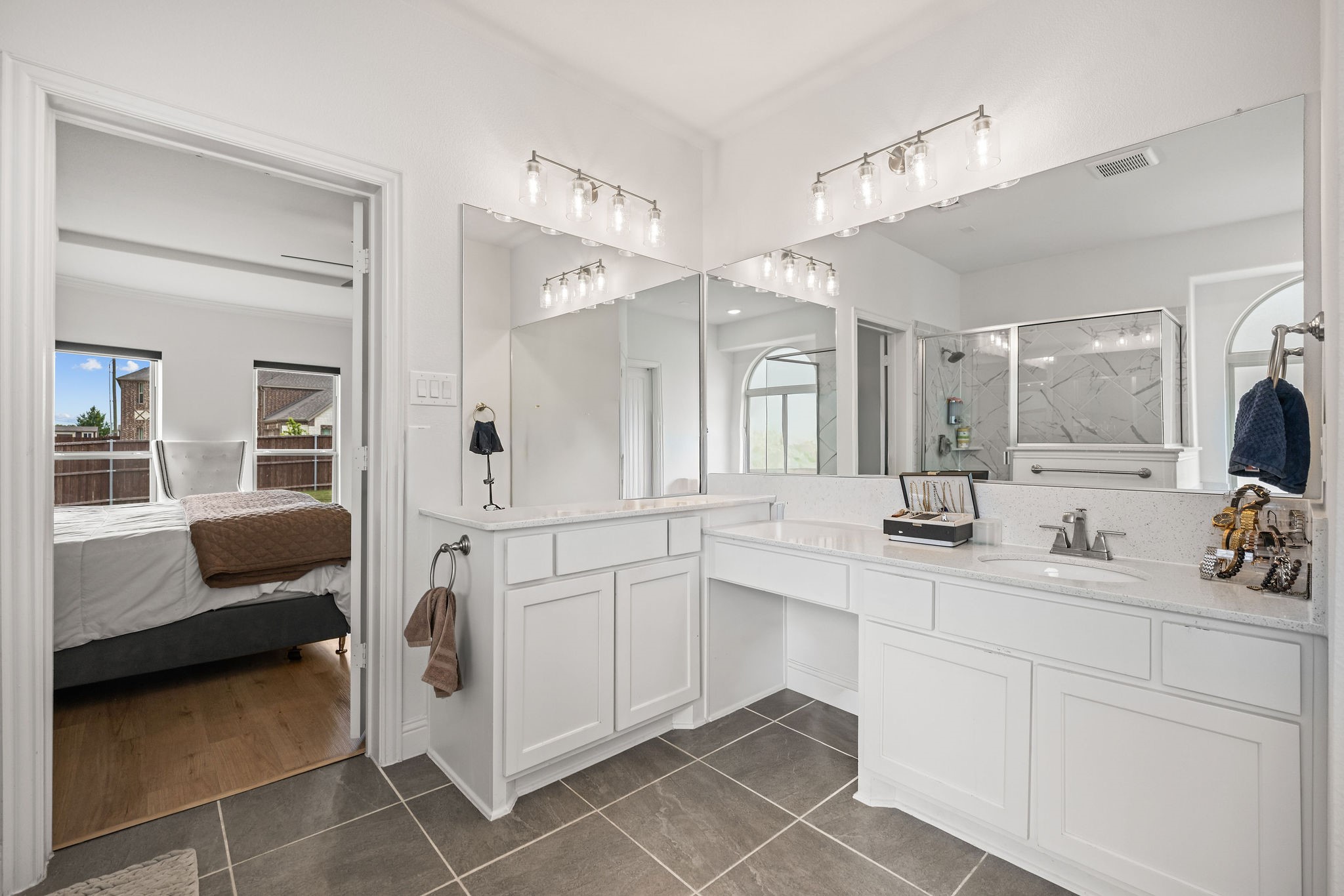 414 Frontier Court Midlothian TX 76065