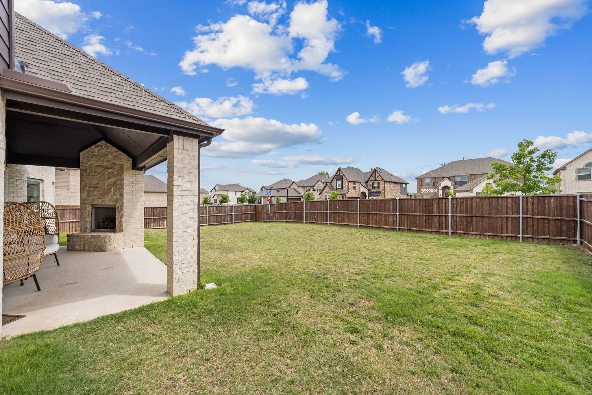 414 Frontier Court Midlothian TX 76065