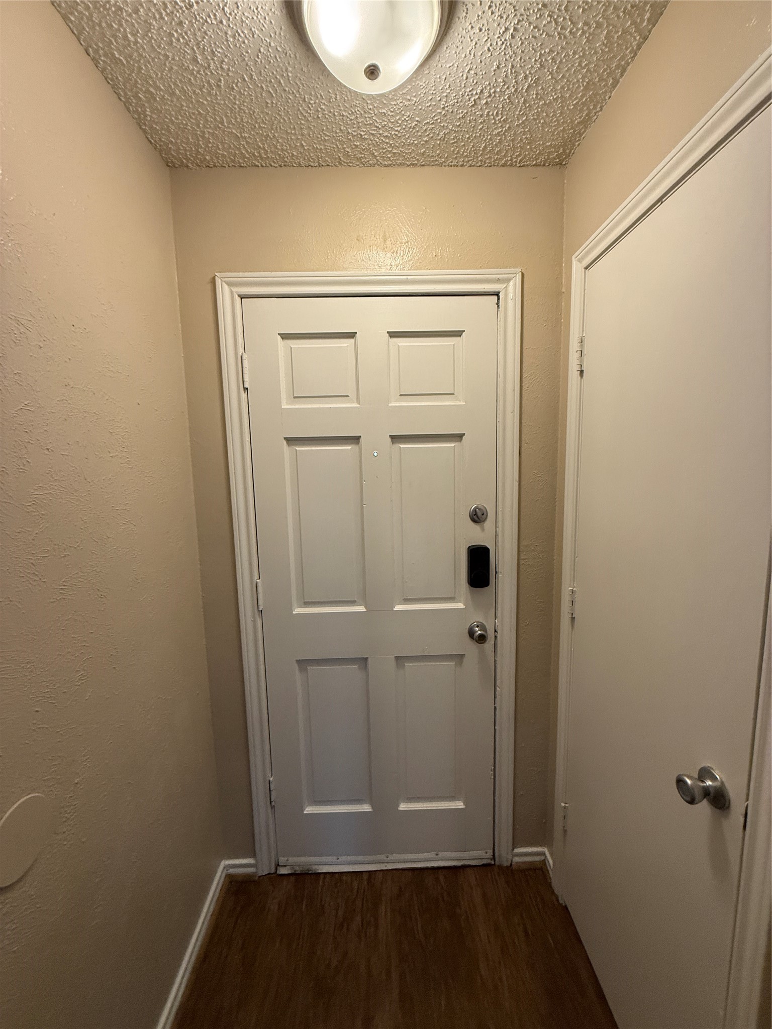611 W Gilmer Street Ennis TX 75119