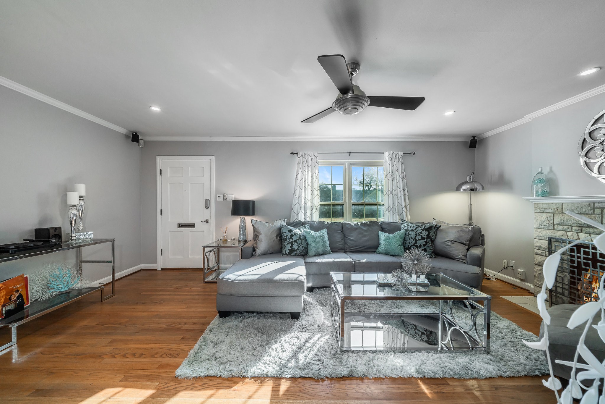 6455 Sondra Drive Dallas TX 75214