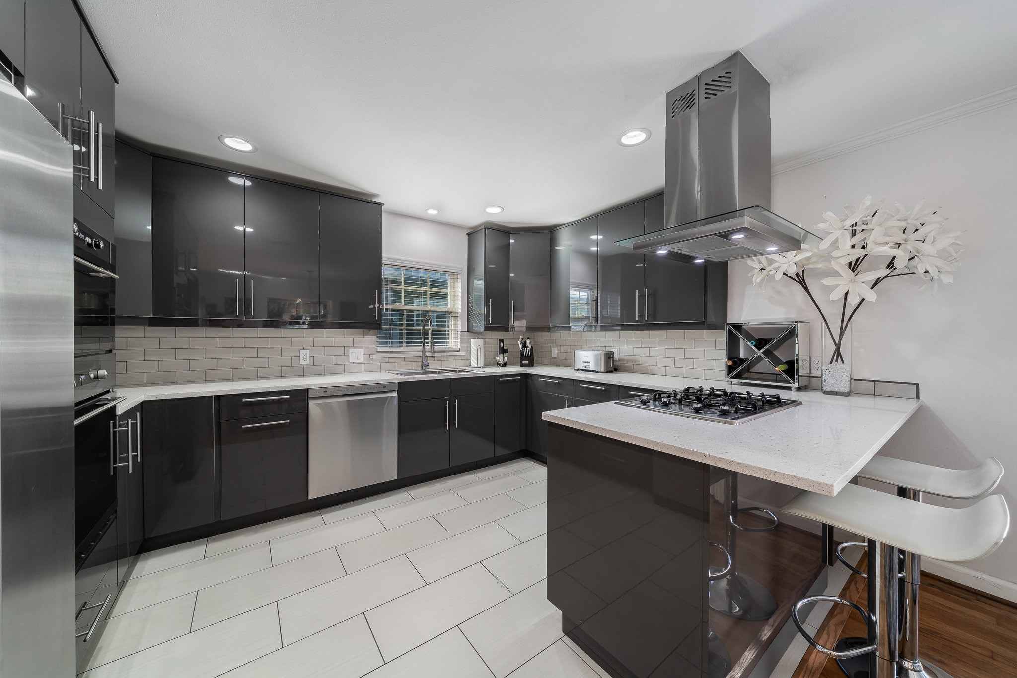 6455 Sondra Drive Dallas TX 75214