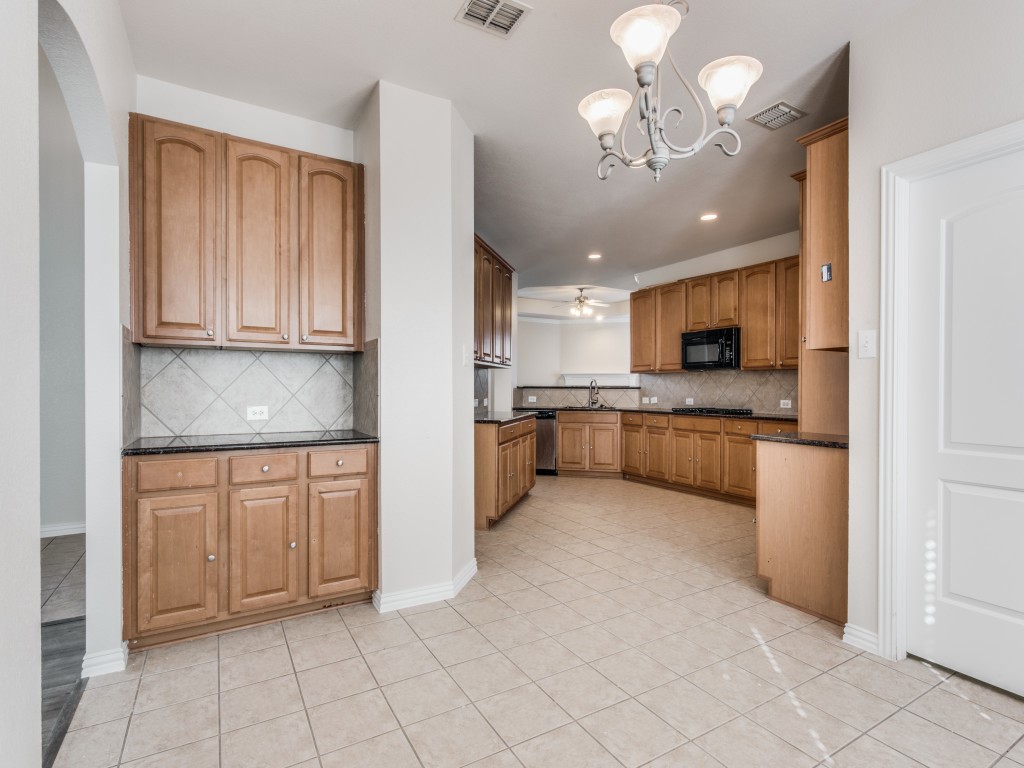 1901 Templegate Drive Mckinney TX 75072