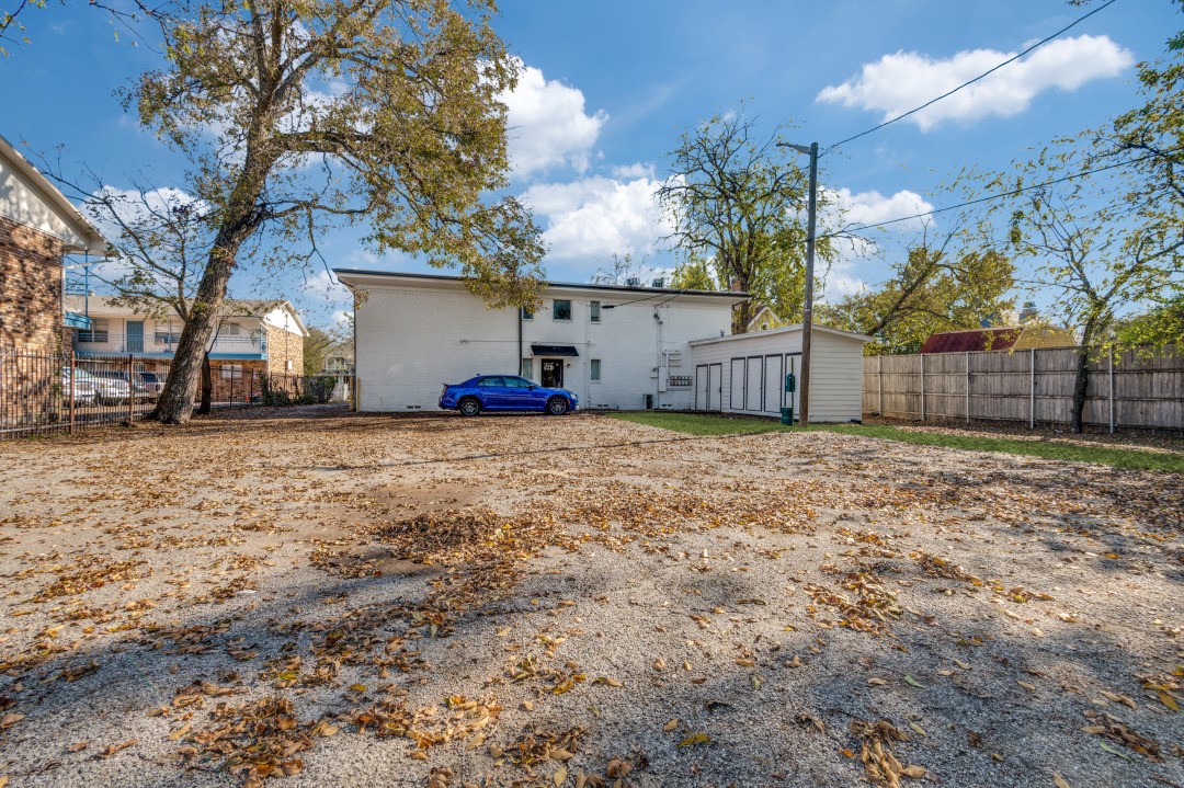 4915 Reiger Avenue Dallas TX 75214