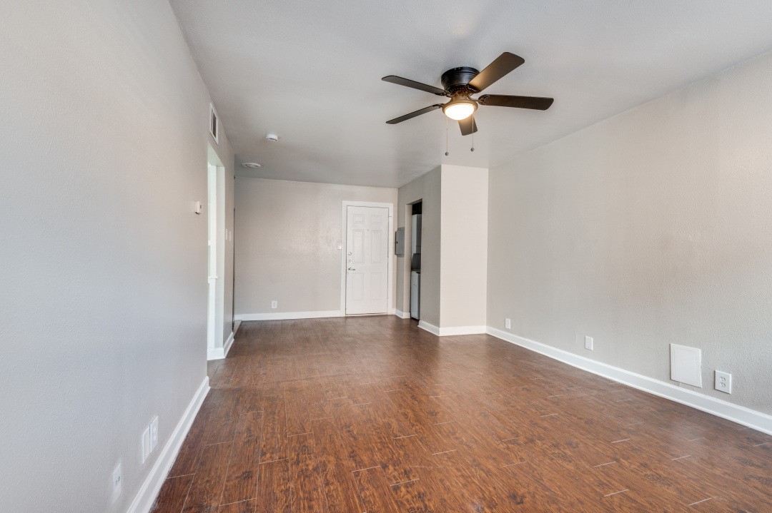 4915 Reiger Avenue Dallas TX 75214