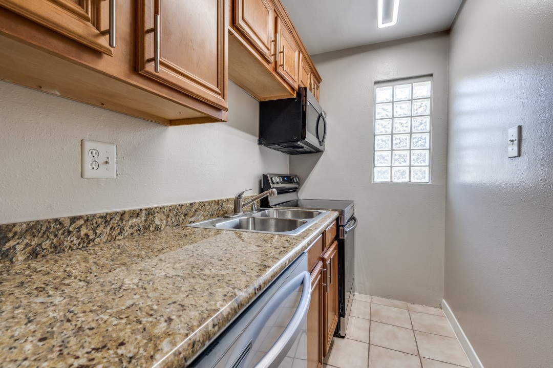 4915 Reiger Avenue Dallas TX 75214