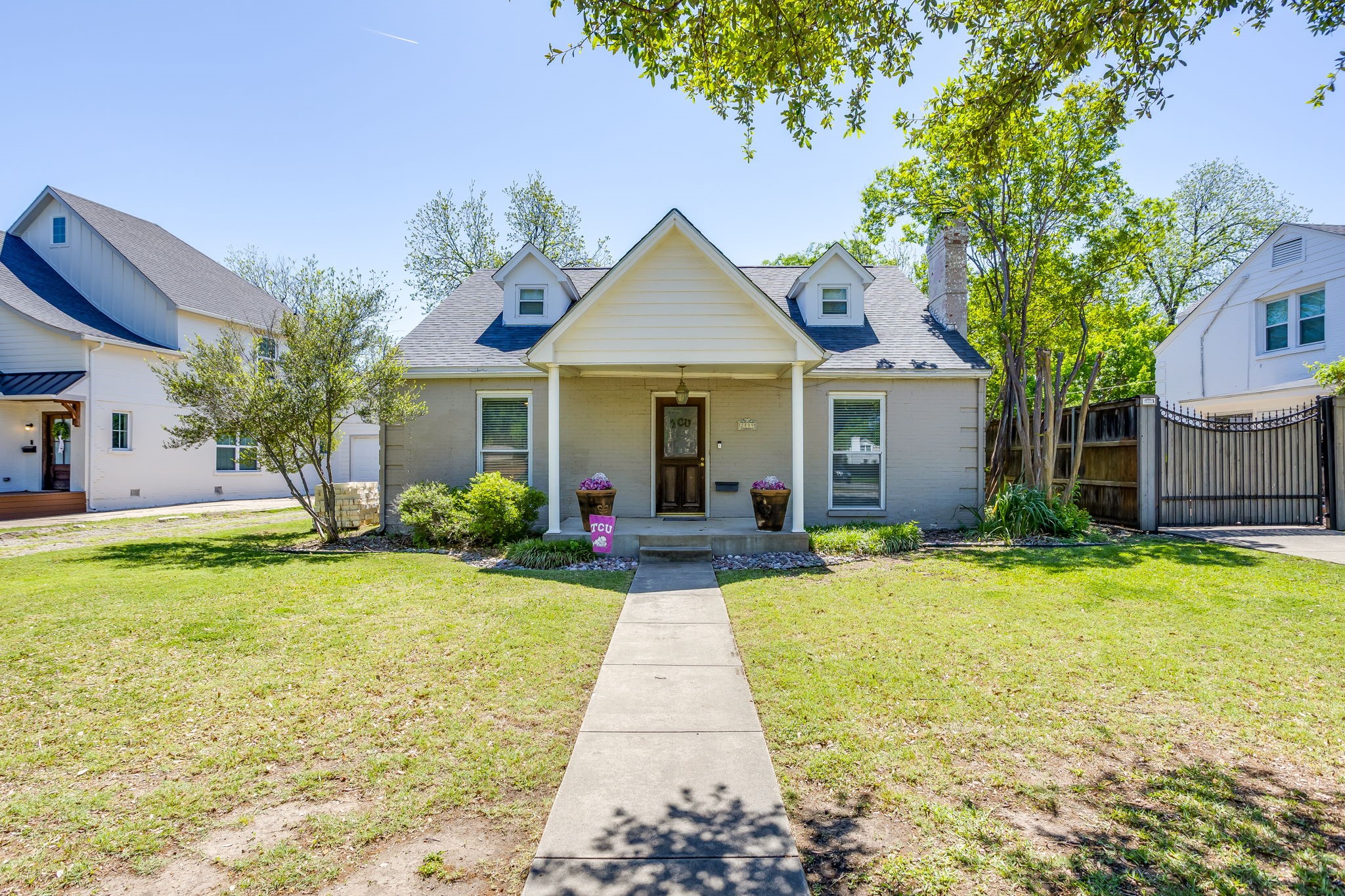 2809 Benbrook Boulevard Fort Worth TX 76109